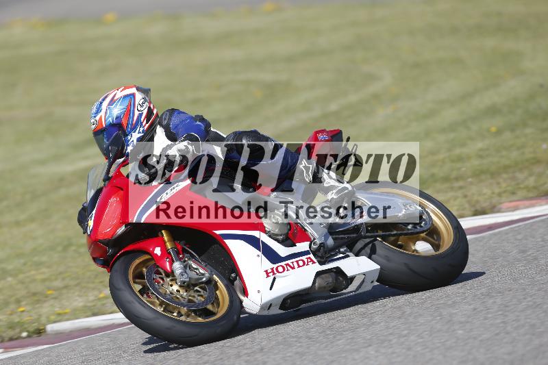 /07 09.04.2026 Cornu Master School ADR/Gruppe rot/7